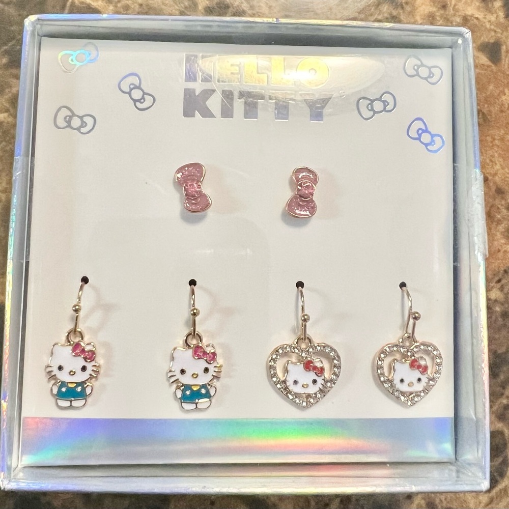 NIB Hello Kitty Mix-and-Match Stud Earrings